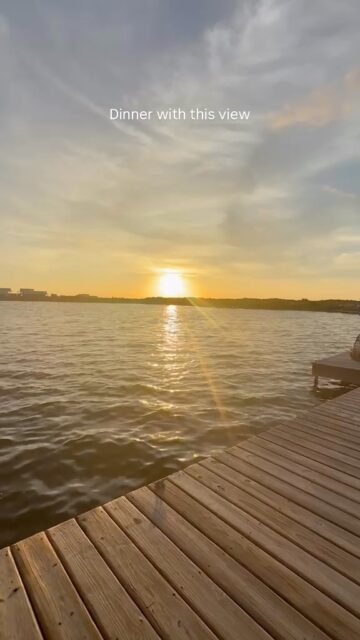 Dinner with this view doesn’t need much of an introduction. 🌊

Toes near the water, the sky changing colors, and a table waiting for you. Sunset seating fills up fast, especially this time of year.

📲 Reserve your spot | Link in bio | reservations@akashabelize.com
🛥 Boat ride available from @arunaresortandvillas Dock
.
.
.
#SunsetDinnerBelize #AmbergrisCaye #AkashaExperience